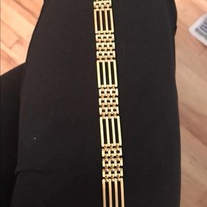 Vintage Jewelry - Vintage Gold Tone Bracelet Vintage Jewelry - Vintage Gold Tone Bracelet
